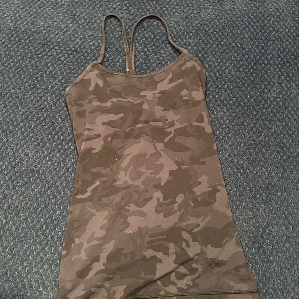 Lululemon black camo tank
